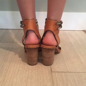 Coach Shoes - Coach size 10 leather Sandals Coach Shoes - Coach size 10 leather Sandals